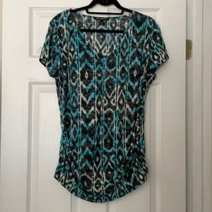 INC patterned top size L